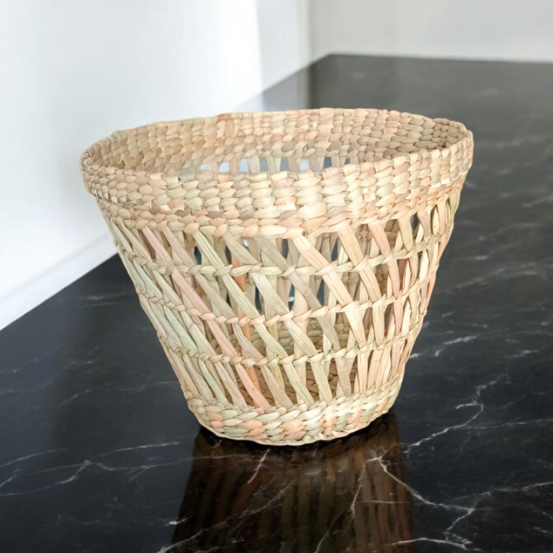 Hasır El Yapımı Saksı 22 cm Hasır El Yapımı Saksı 22 cm